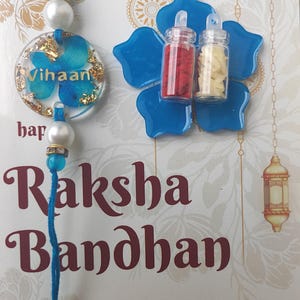 Rakhi de resina personalizado/Rakhi floral con nombre/Rakhi con nombre/Rakhi para hermano/Rakhi con tarjeta/Regalos de Raksha Bandhan