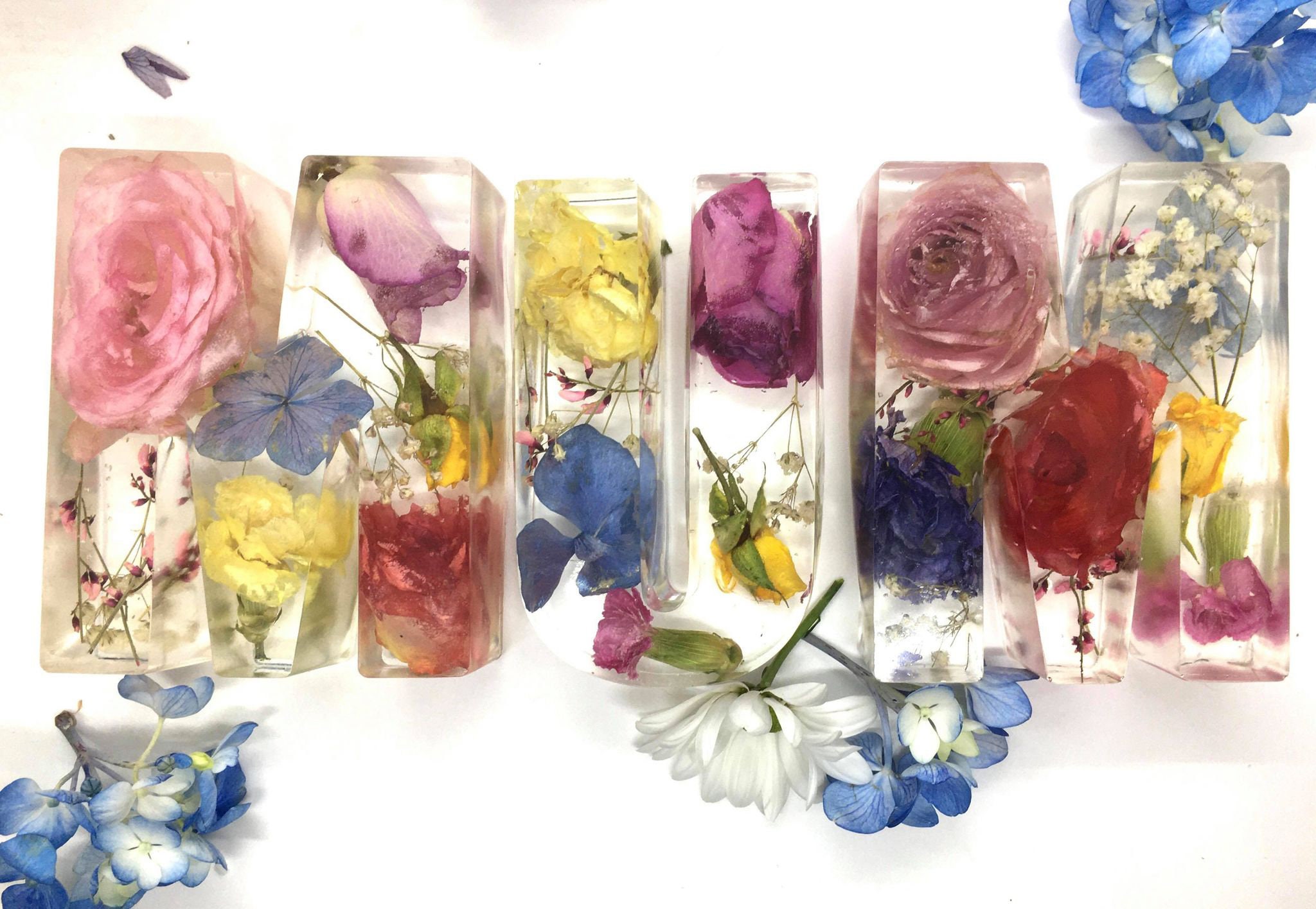 bouquet de pensées en 3 lettres