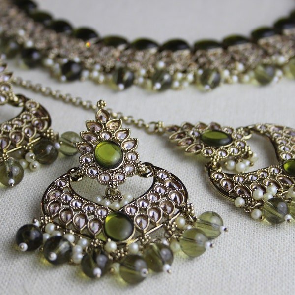 Aahna Mendhi Plated Reverse AD Necklace Set in Mendhi Green