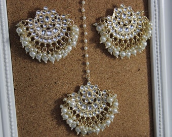 Amara White Pearl - Earrings and Tikka Set