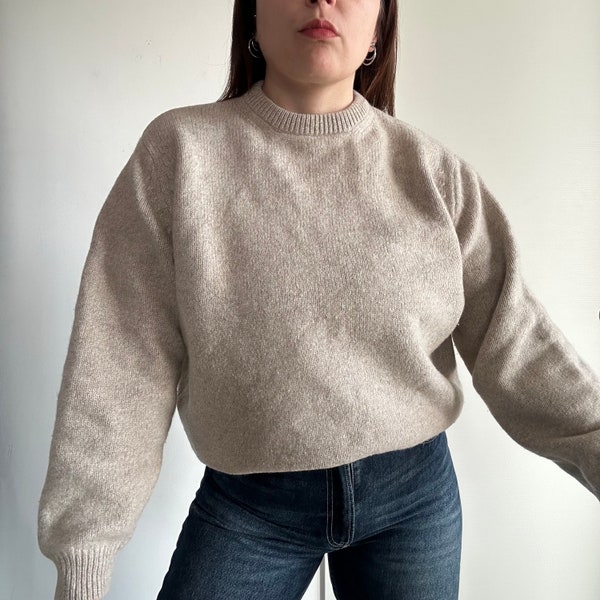 Beige vintage 80s sweater/oversized women's sweater in wool/unisex sweater vintage beige/ winter sweater with vintage pattern