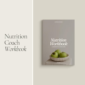Może przedstawiać: Zeszyt ćwiczeń dla trenera żywienia z jasnoszarą okładką zawierającą tekst Nutrition Coaching, Nutrition Workbook oraz A Workbook for Lasting Change. Okładka przedstawia białą karbowaną miskę z trzema zielonymi jabłkami i napisem Your Name.