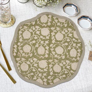 Dining placemats, Scalloped edges block print placemats, kitchen & dining, set of placemats, scalloped pattern round placemats - 6 KAMAL