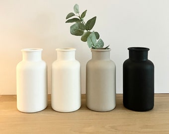 Bottle neck hand painted vase - matte vase - ceramic effect - minimalist - modern - decorative vase - boho Scandinavian decor - home decor