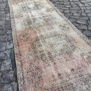2.9x12.6 Ft Rug Turkish rug Vintage Rug Persiani Rug Runner rug - Aged antique Hallway Rug - Neutral Turkish rug Old Wool Rug Knotted rug image 15