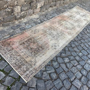 2.9x12.6 Ft Rug Turkish rug Vintage Rug Persiani Rug Runner rug - Aged antique Hallway Rug - Neutral Turkish rug Old Wool Rug Knotted rug image 4