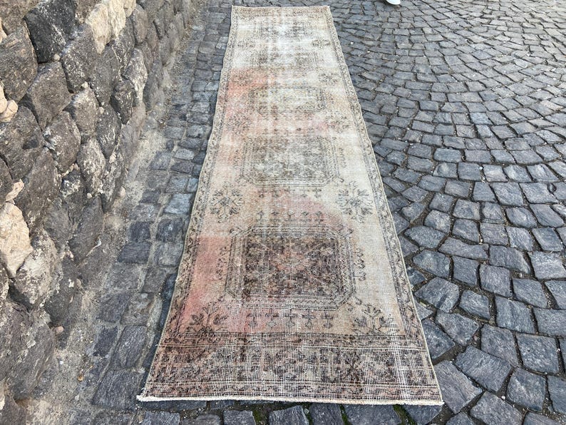 2.9x12.6 Ft Rug Turkish rug Vintage Rug Persiani Rug Runner rug - Aged antique Hallway Rug - Neutral Turkish rug Old Wool Rug Knotted rug image 3