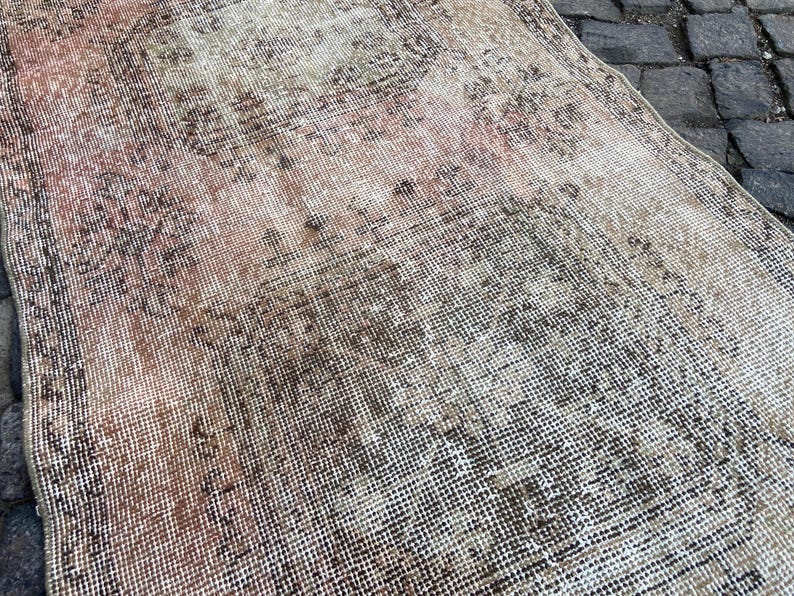 2.9x12.6 Ft Rug Turkish rug Vintage Rug Persiani Rug Runner rug - Aged antique Hallway Rug - Neutral Turkish rug Old Wool Rug Knotted rug image 16