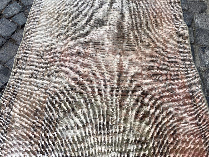 2.9x12.6 Ft Rug Turkish rug Vintage Rug Persiani Rug Runner rug - Aged antique Hallway Rug - Neutral Turkish rug Old Wool Rug Knotted rug image 12