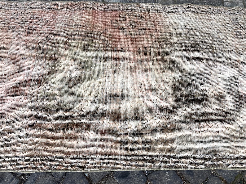 2.9x12.6 Ft Rug Turkish rug Vintage Rug Persiani Rug Runner rug - Aged antique Hallway Rug - Neutral Turkish rug Old Wool Rug Knotted rug image 7
