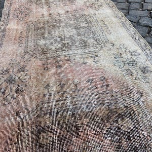 2.9x12.6 Ft Rug Turkish rug Vintage Rug Persiani Rug Runner rug - Aged antique Hallway Rug - Neutral Turkish rug Old Wool Rug Knotted rug image 17