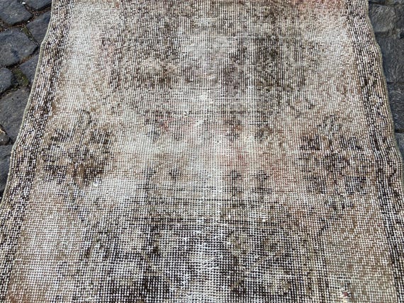 2.9x12.6 Ft Rug Turkish rug Vintage Rug Persiani Rug Runner rug - Aged antique Hallway Rug - Neutral Turkish rug Old Wool Rug Knotted rug