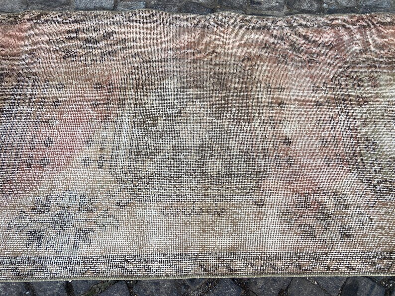 2.9x12.6 Ft Rug Turkish rug Vintage Rug Persiani Rug Runner rug - Aged antique Hallway Rug - Neutral Turkish rug Old Wool Rug Knotted rug image 6