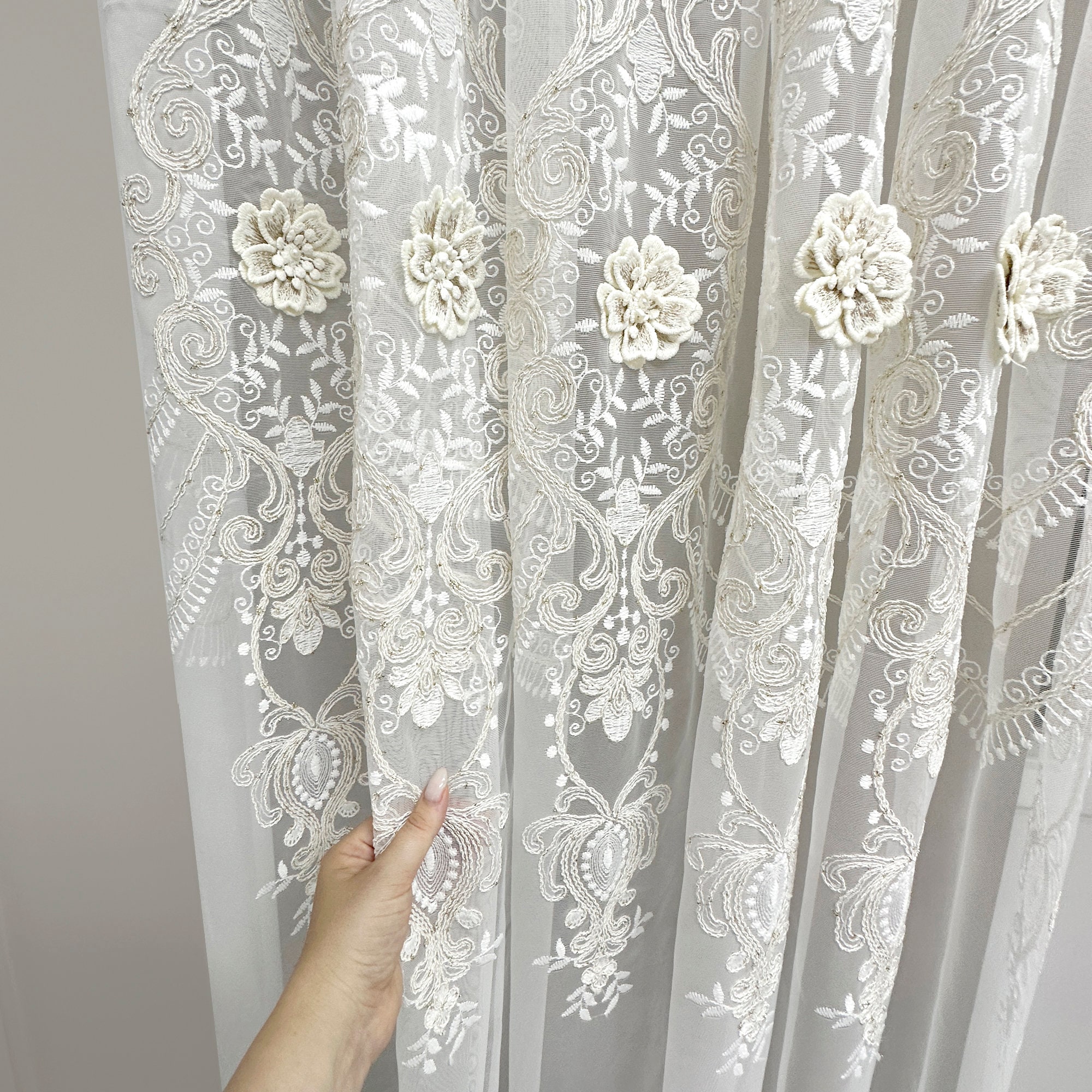 Luxury Custom Sheer Curtains With 3d Flowers, Embroidered Curtains