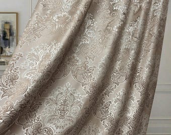 Tende beige e oro: tende con motivi vittoriani, tenda a pieghe per camera da letto