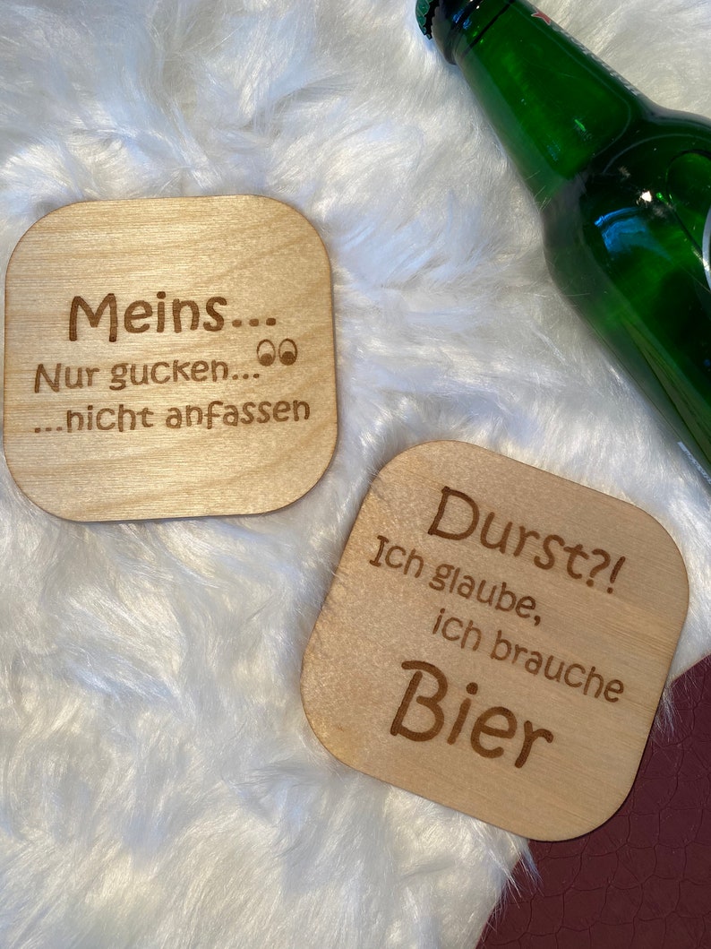 Personalisiert Bierdeckel „Zum Wohl“ Mit Wunschnamen – 30 Stück, Rund Oder Quadratisch, 9,3 X 9,3 Cm