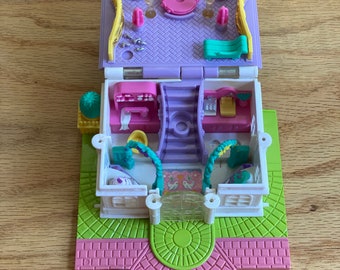 1994 vintage Polly pocket bridal shop with working lights  blue bird 90s toys - 2 figurines