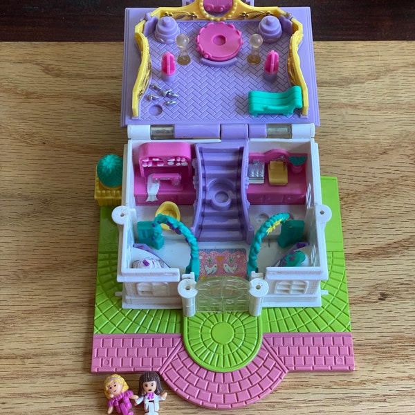 1994 vintage Polly pocket bridal shop with working lights  blue bird 90s toys - 2 figurines