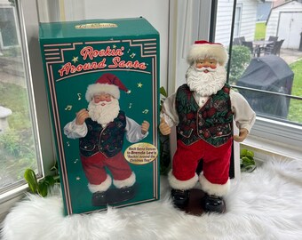 90年代のヴィンテージのサンタのフィギュアがクリスマスツリーの飾りの