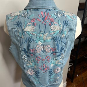 Vintage embroidered vest denim spring fall vintage flowers -  size small - small stain