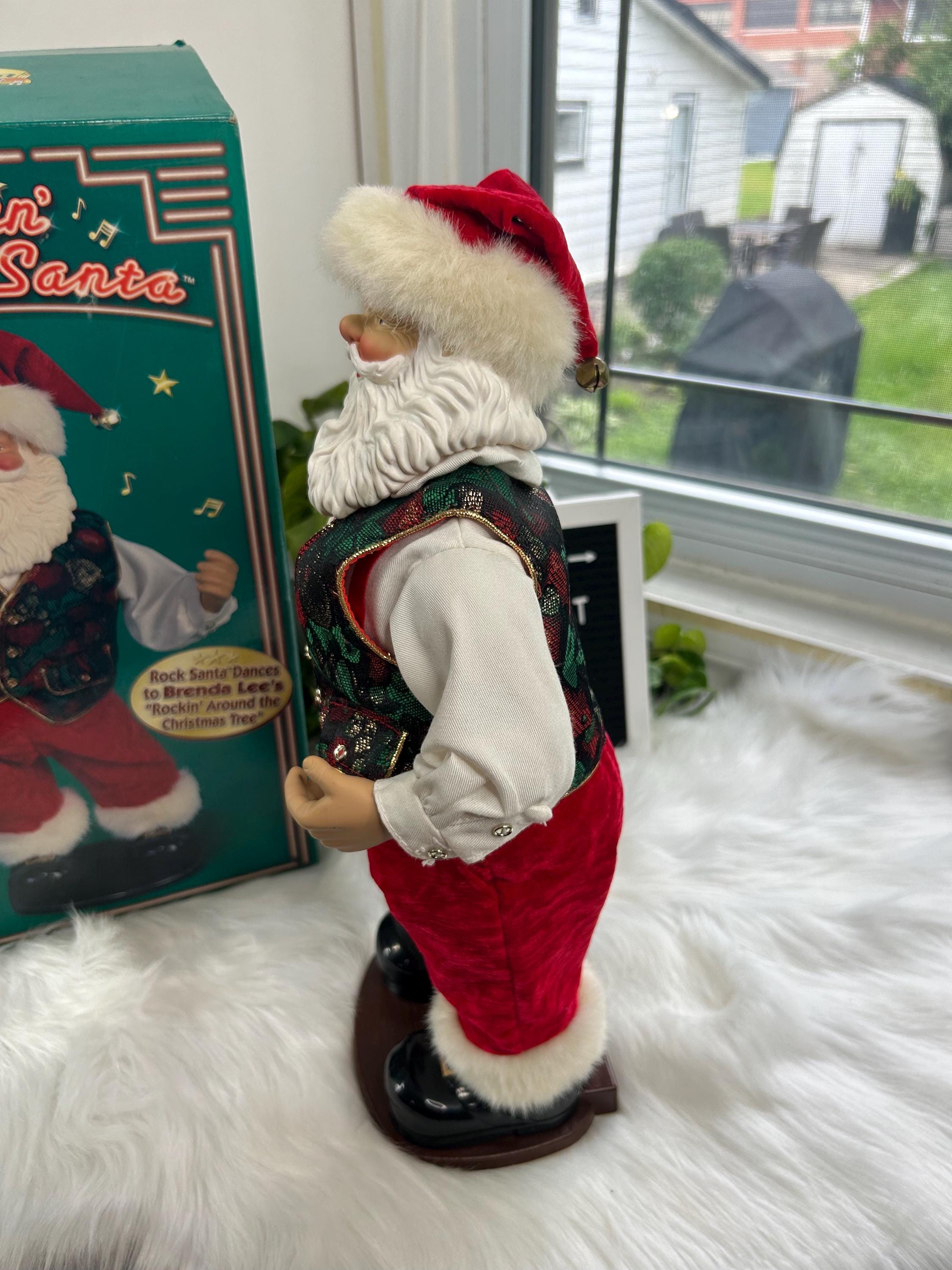 90年代のヴィンテージのサンタのフィギュアがクリスマスツリーの飾りの