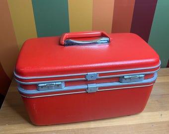 Samsonite Red Vintage Train Make up Vanity Hard Case Bag - Vintage