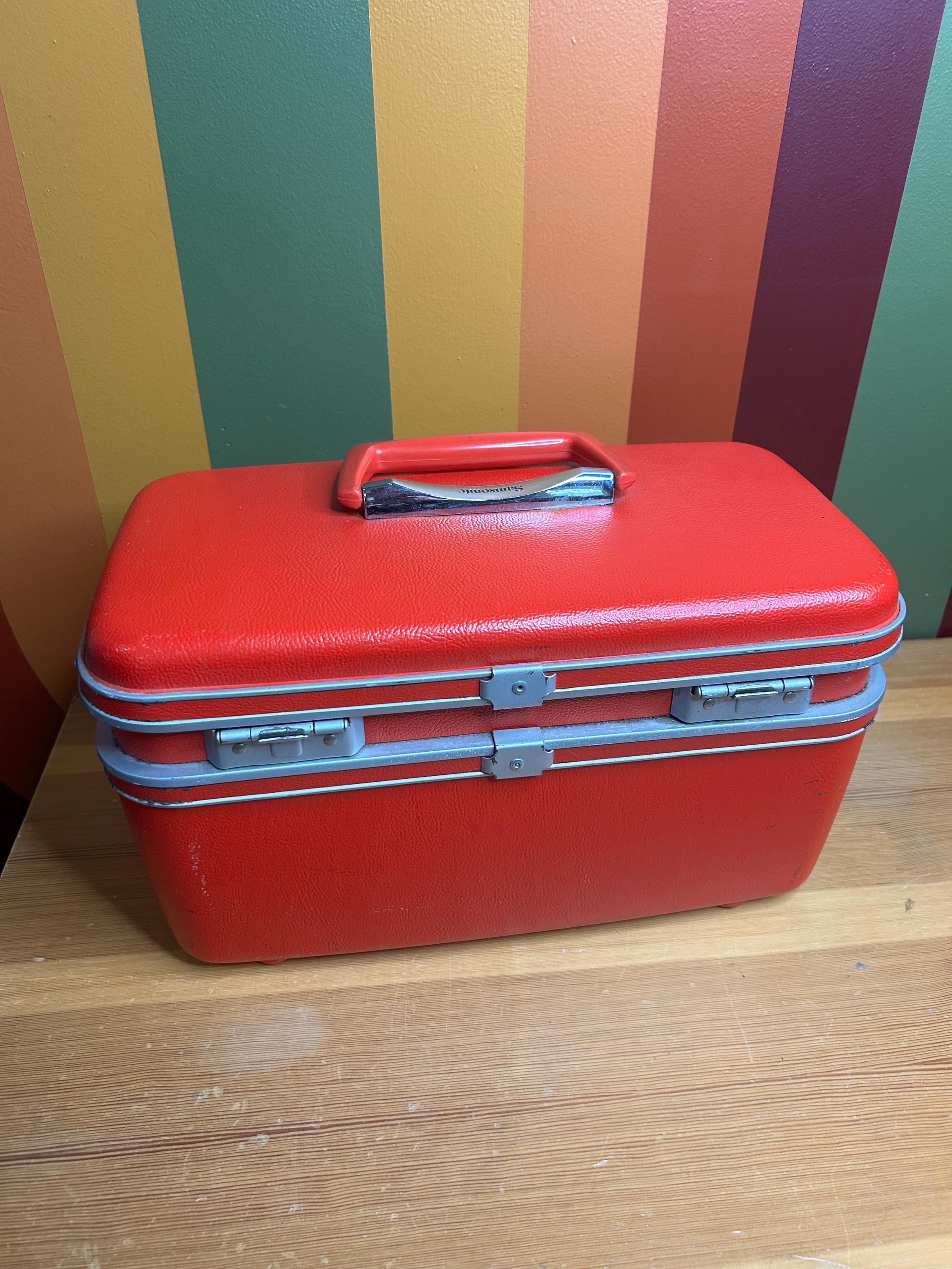 Samsonite Red Vintage Train Make up Vanity Hard Case Bag - Vintage