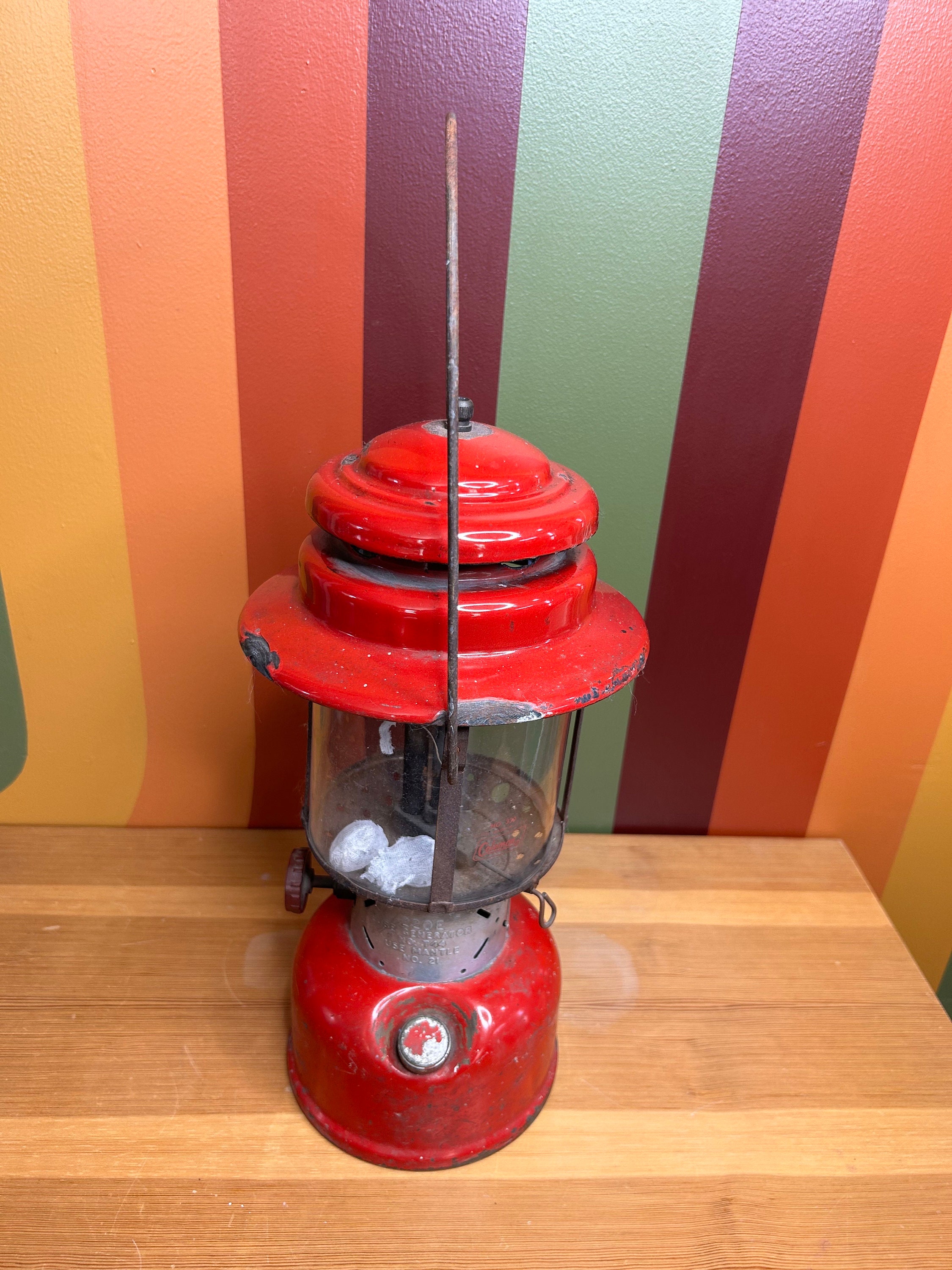 Vintage Coleman Lantern Model 220E Red Canada Glass Globe
