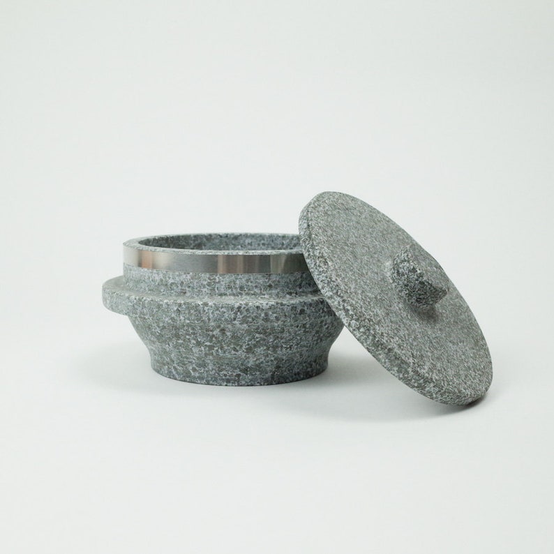 Stone pot Dolsot돌솥 image 2