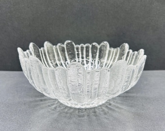 ヴィンテージ ミッドセンチュリー スウェーデン製ガラス「アラスカ」ボウル | プーケバーグ | アイシーアートグラス