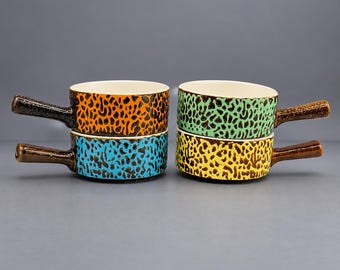 Set di 4 ciotole da zuppa in gres stile Mid-Century Modern / Ciotole impilabili arcobaleno