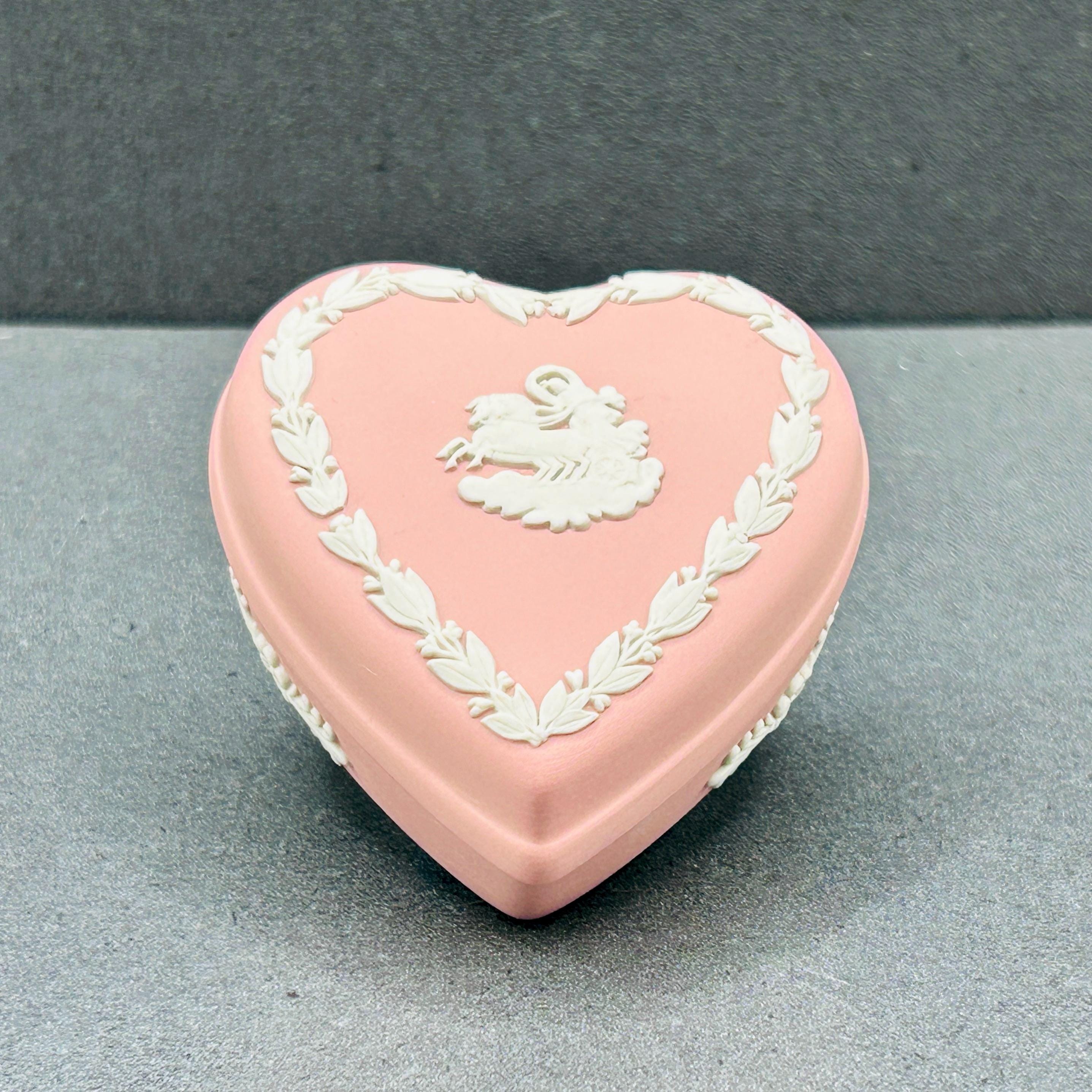 Vintage Rare Wedgwood Pink Jasperware Heart Trinket Box | Angel