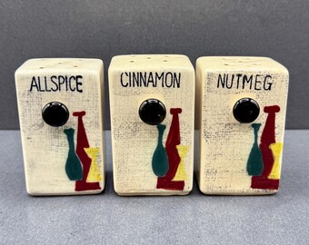 Salières japonaises vintage | Piment de la Jamaïque, noix de muscade et cannelle | Motif moderne