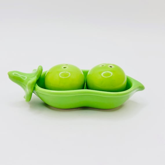 Two Peas in A Pod Ceramic Salt & Pepper Shakers (Set of 4)