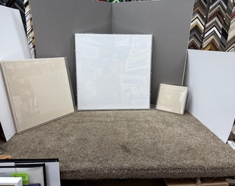 Acrylic shadow box