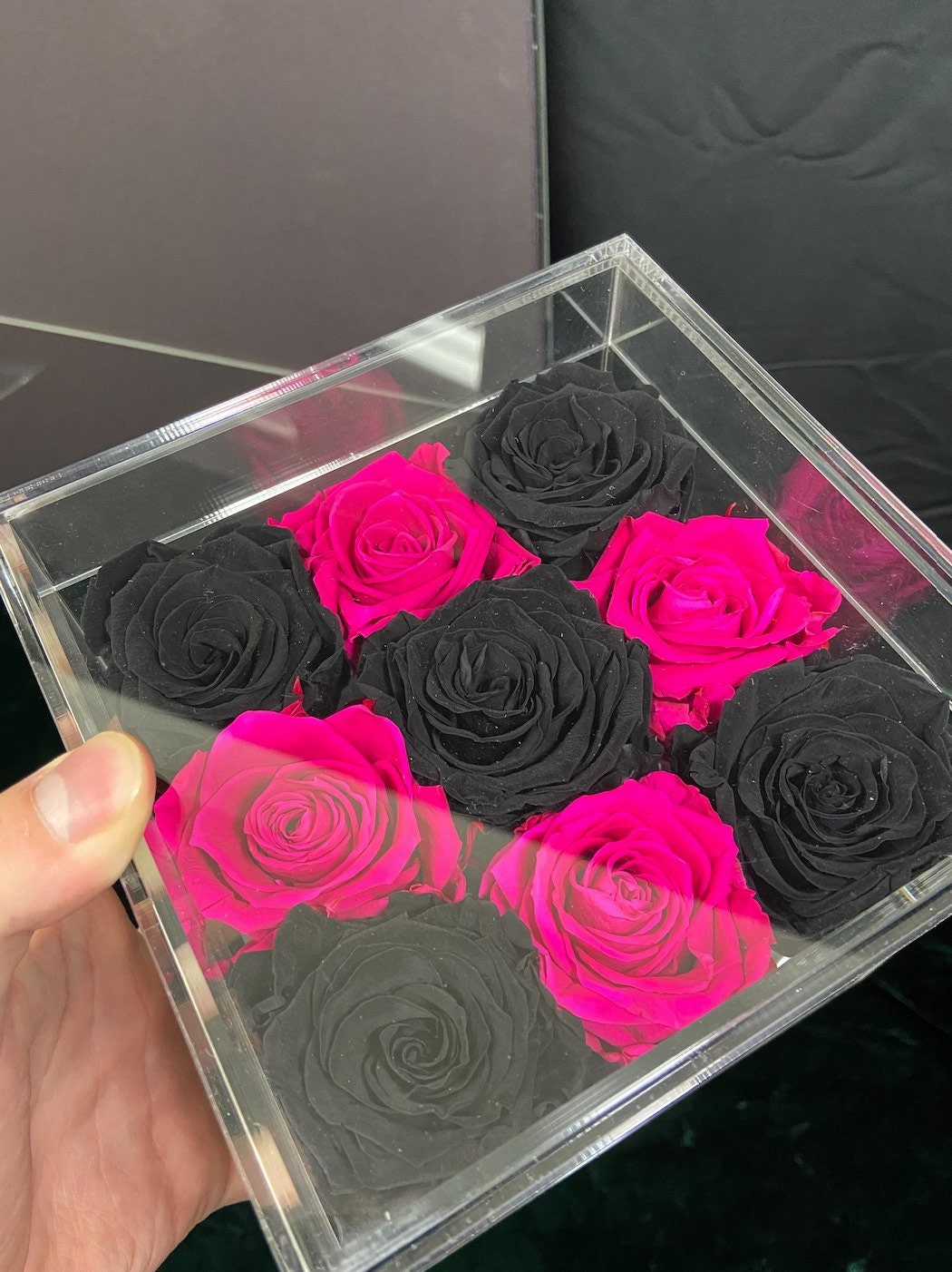 Boîte Acrylique Tiroir, 4 Roses Rose Foncé