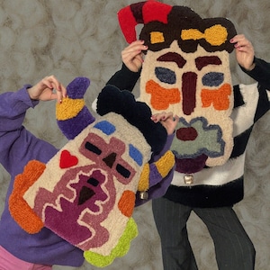 Tufted Mask