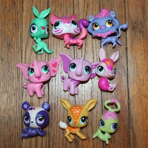 Pick-A-Piece Littlest Pet Shop Toys