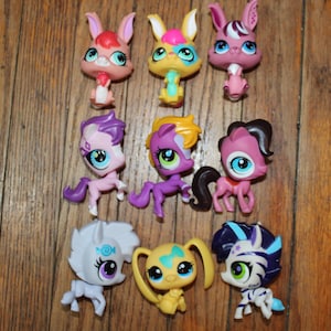Pick-A-Piece Littlest Pet Shop Toys