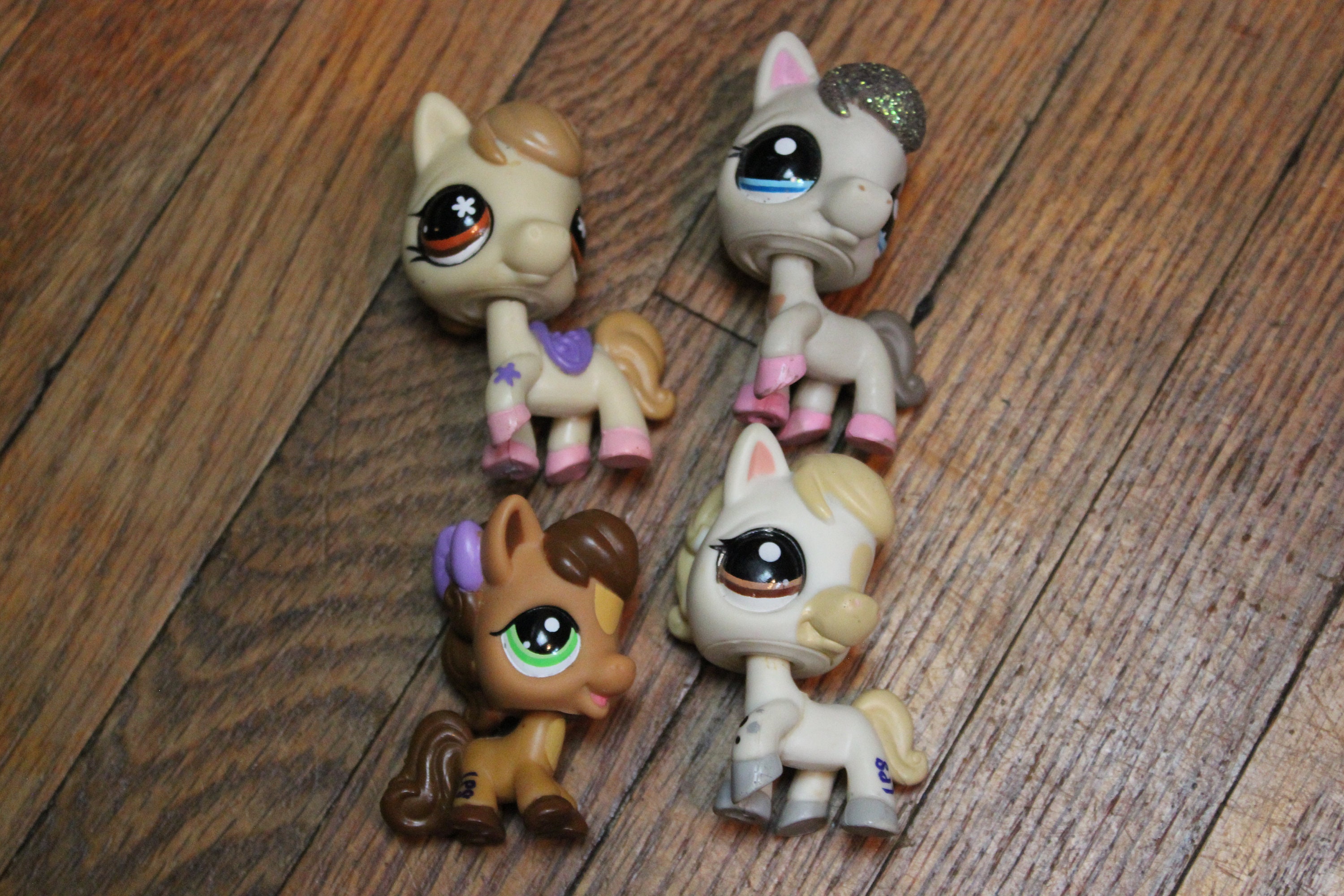 Pick-a-piece Littlest Pet Shop Horses India