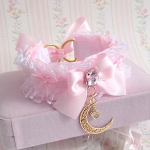 Dreamy romantic baby pink choker necklace , kitten pet play collar , white lace ruffles rhinestone bling bow, Luxury