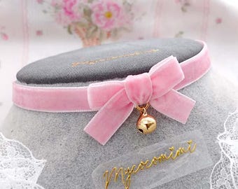 Baby Pink Velvet Skinny Choker – Tiny Bow Coquette Necklace with Bell, Kawaii Day Collar, Cute Soft Girl Jewellery