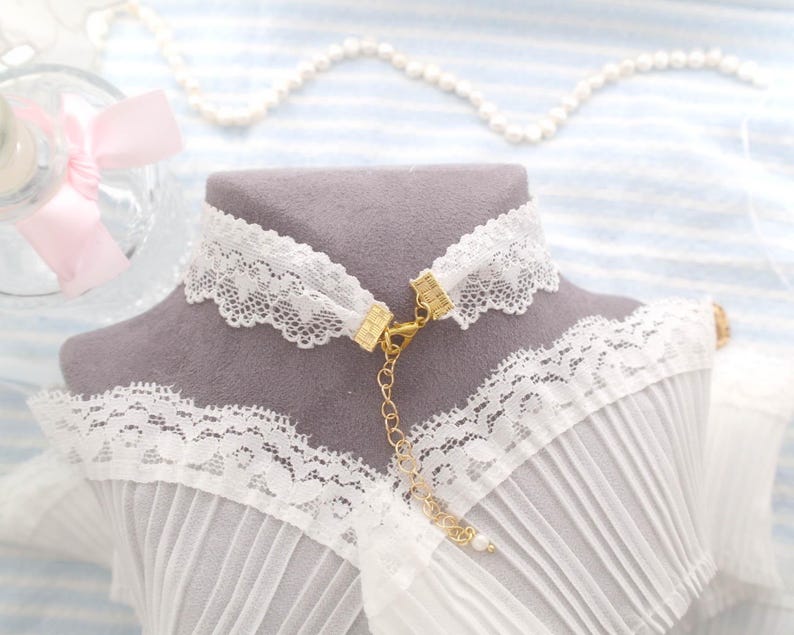 Rhinestone Heart Baby Pink Bow White Lace Choker Necklace ,with a Faux ...