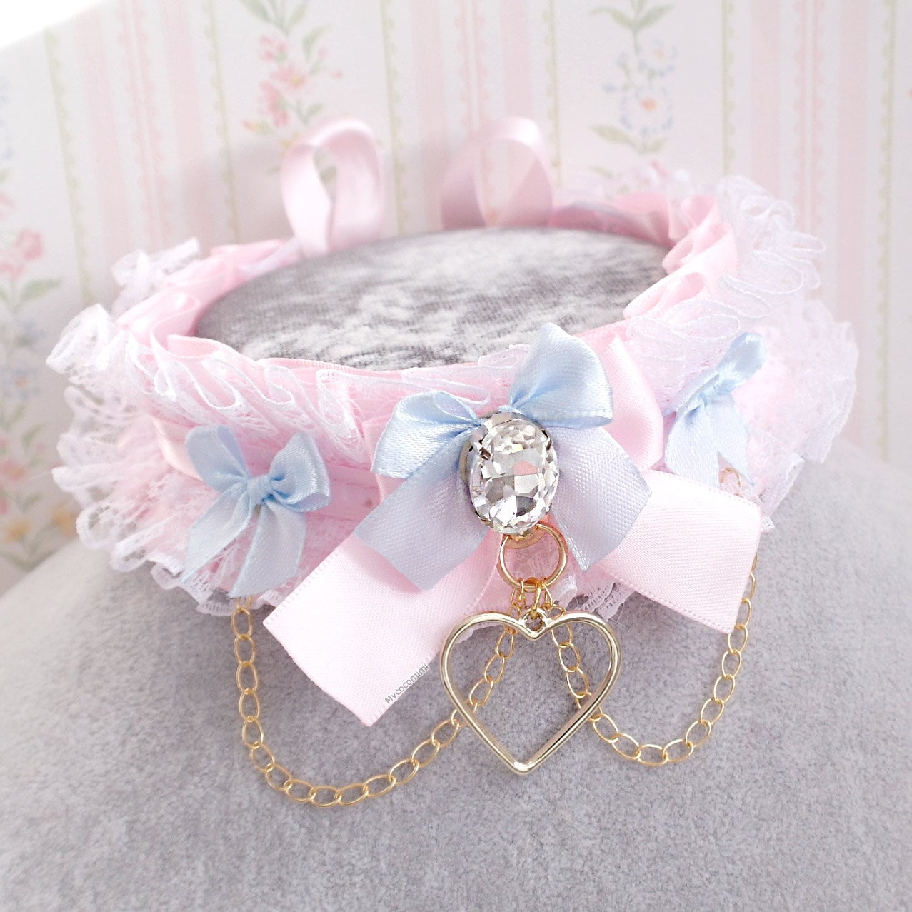 Baby pink choker clearance