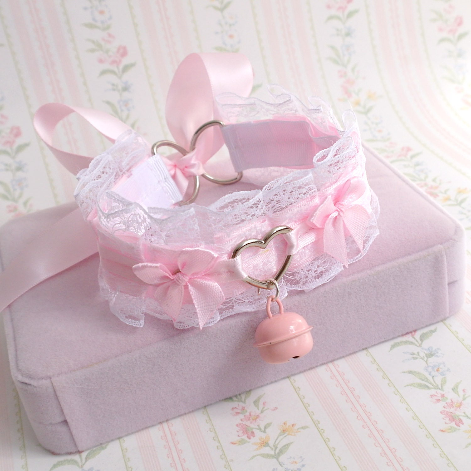 Choose Your Color - Baby Pink / Lilac Bow , Heart White Lace Choker ...