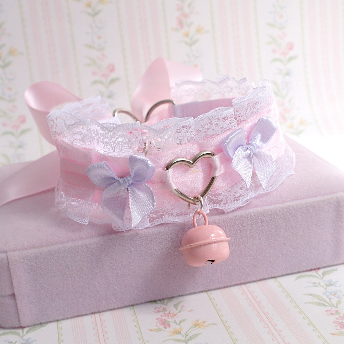 Choose Your Color - Baby Pink / Lilac Bow , Heart White Lace Choker ...