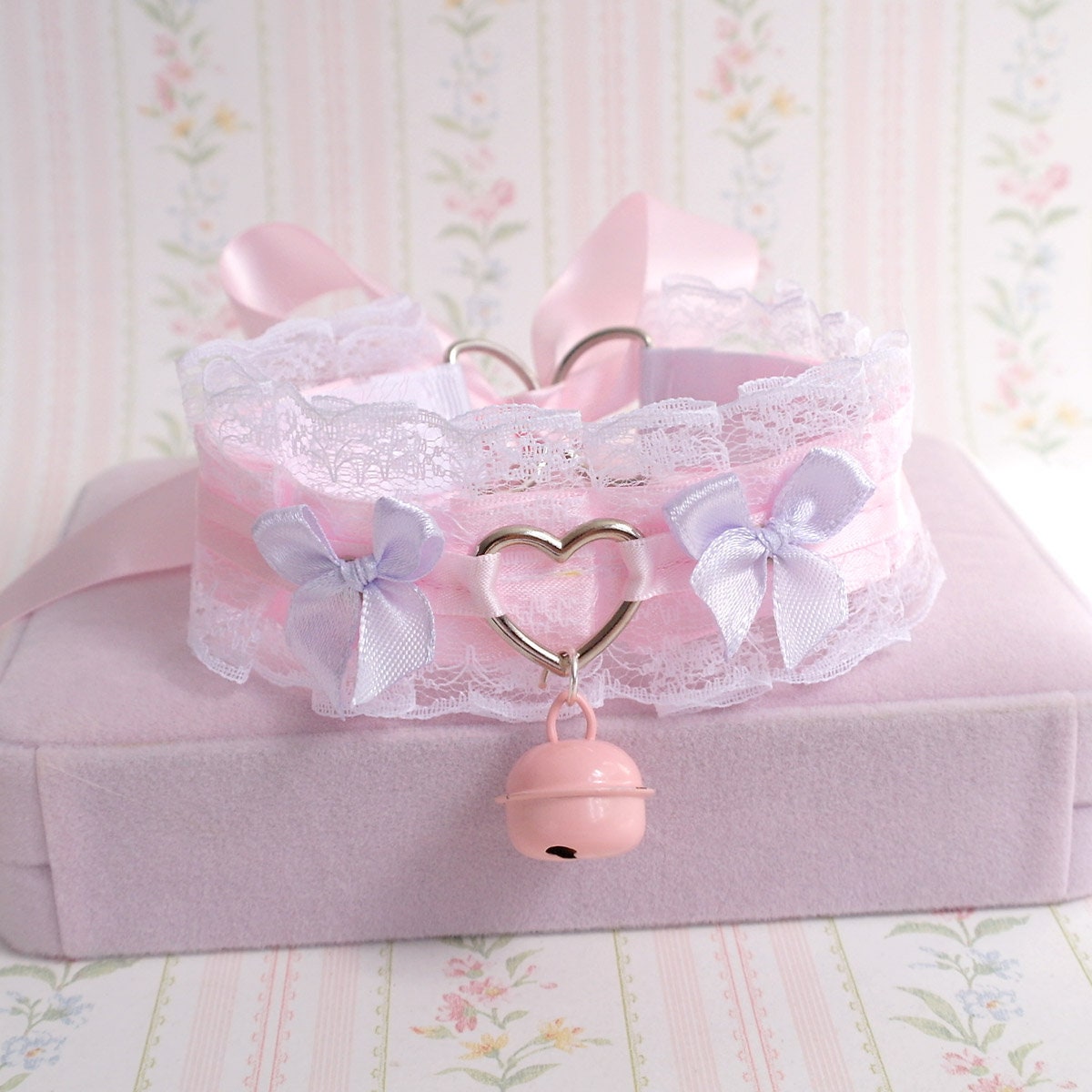 Choose Your Color - Baby Pink / Lilac Bow , Heart White Lace Choker ...