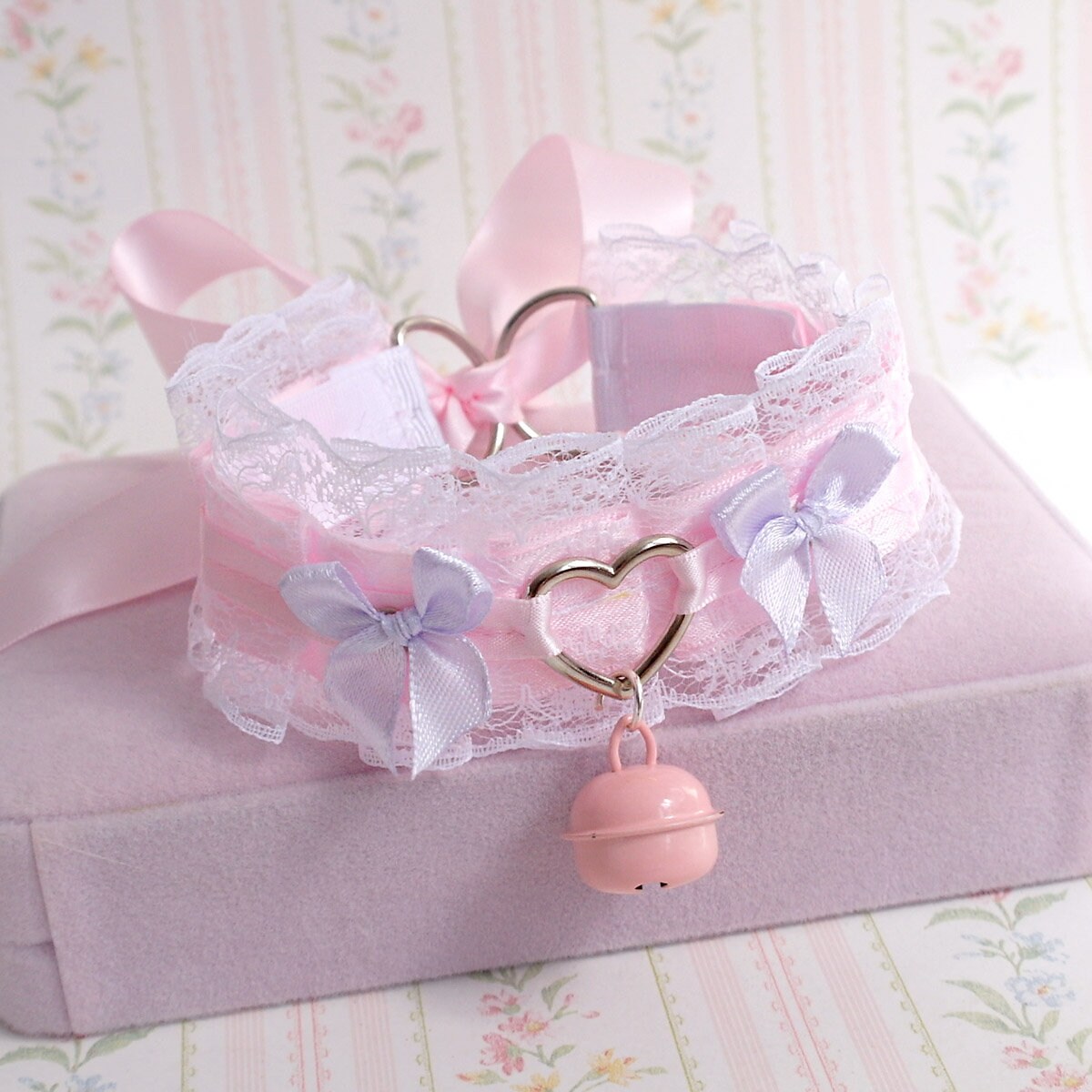 Choose Your Color - Baby Pink / Lilac Bow , Heart White Lace Choker ...
