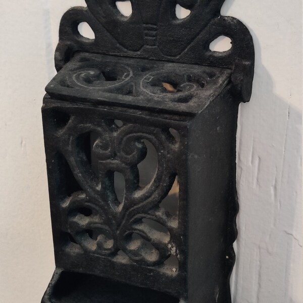 Antique Cast Iron Rustic Match Matchstick Box Wall Hanging Mount Holder Dispenser Fireplace Wood stove Woodstove