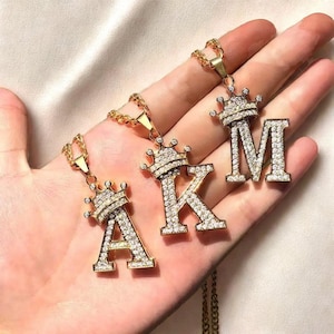 Kristall Krone Anfangsbuchstaben Anhänger - Gold Zirkon A-Z Alphabet Halskette - Charm Großbuchstaben Anhänger - Geschenk für Sie - personalisierter Schmuck